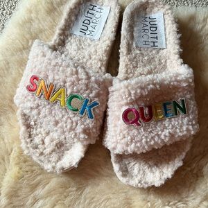 Judith March Popcorn Snack Queen Slides sz9